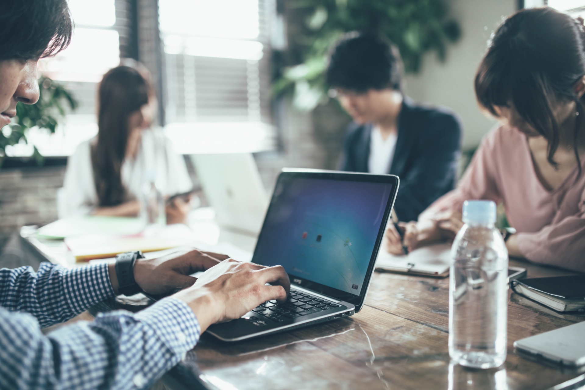 INNOVAITER - 中小企業のための実務定着ChatGPT活用研修